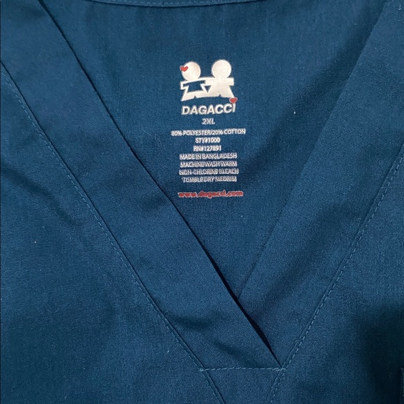 Bundle of 2– Dagacci Professional Medical Scrub Set Size 2XL - Picture 6 of 6